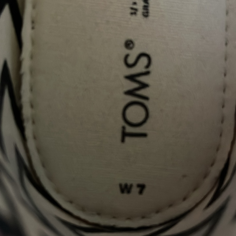 Tom’s size 7. - Picture 8 of 8